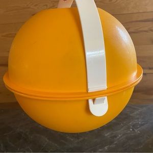 Vintage Lunch box or picnic basket?